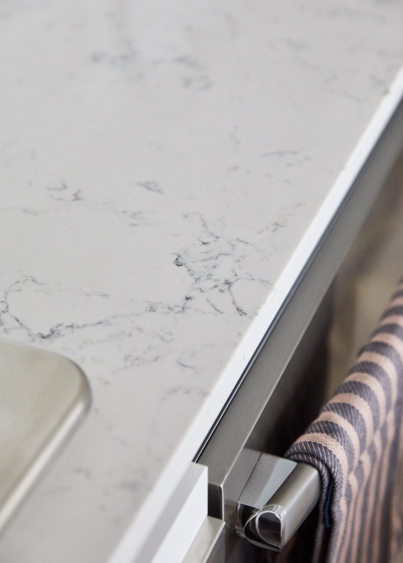 1-Bed-Display-Countertop-Detail-scaled